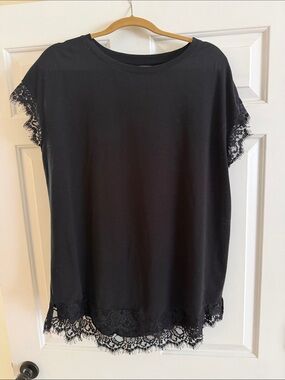 Ava & Viv Black Short Sleeve Top with Lace Trim